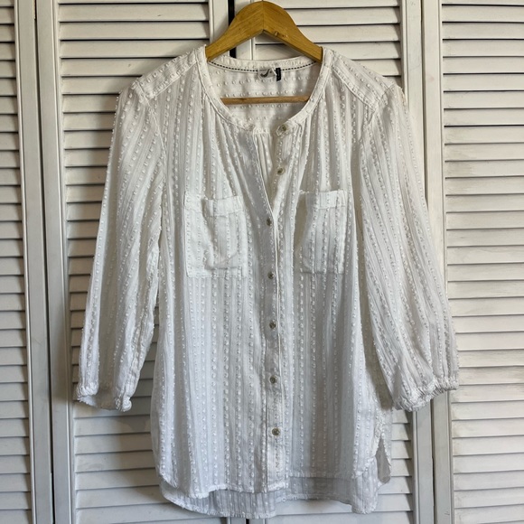 ANTHROPOLOGIE AKEMI + KIN White Tunic Top medium - Picture 2 of 9
